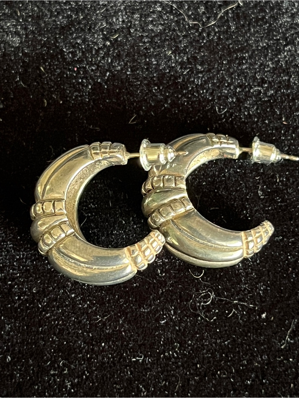 Premier Designs Ornate Antiqued Silver Hoop Post Earrings